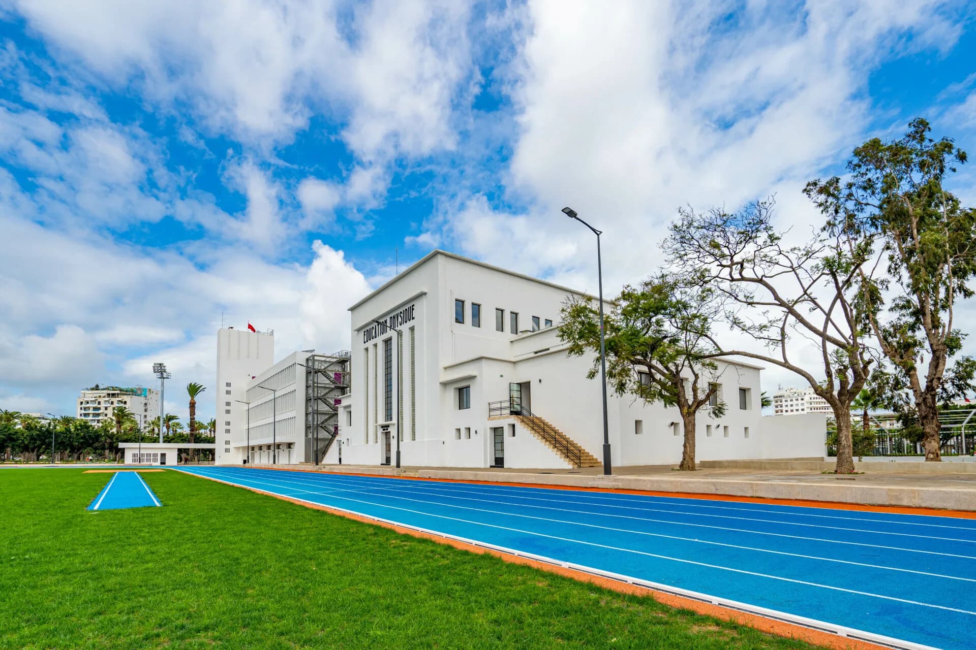 DAE en contexte centres sportifs — Defibtech Maroc